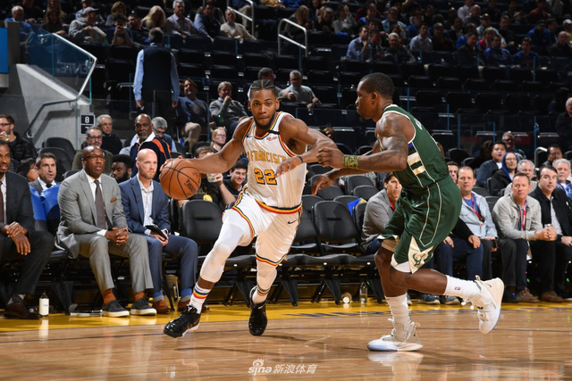 以他为中心 以他为中心