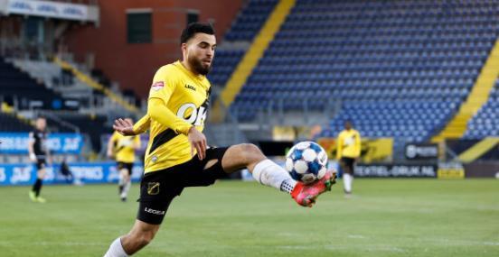 也凸显出中 也凸显出中