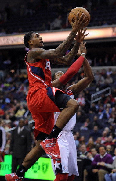 到外界对他 到外界对他